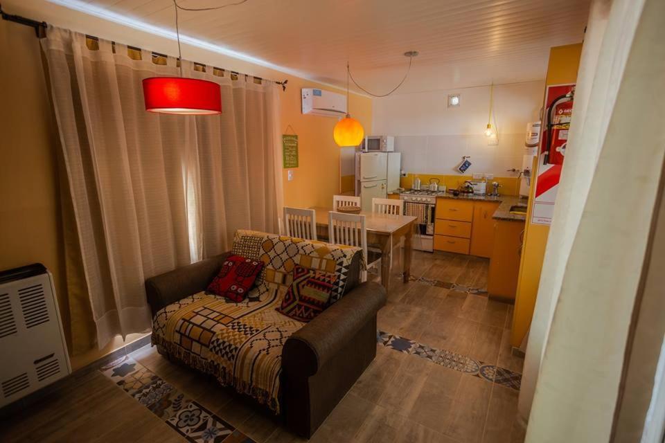 Huinganco Cabanas La Lila מראה חיצוני תמונה